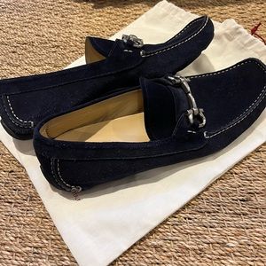 Salvatore Ferragamo "Parigi" driver shoe in solid calf suede